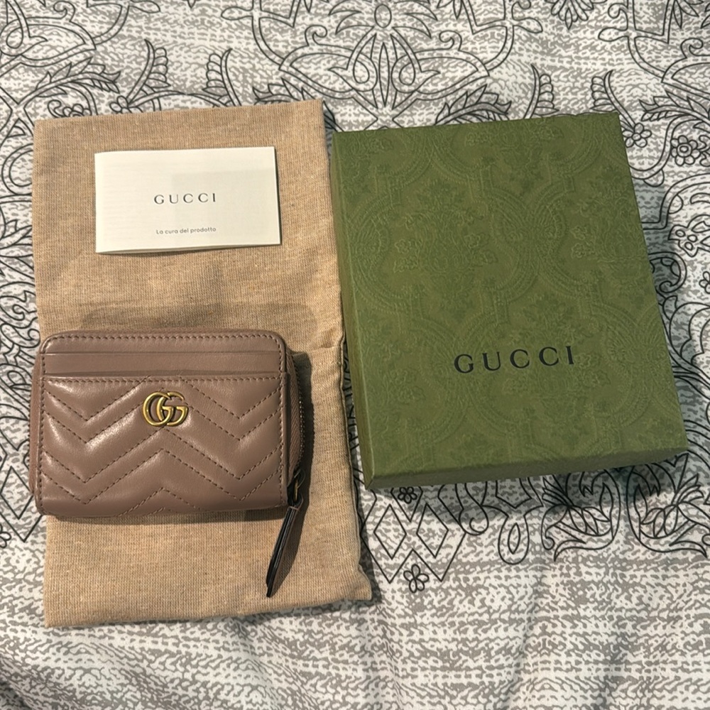 NEW Gucci Wallet
